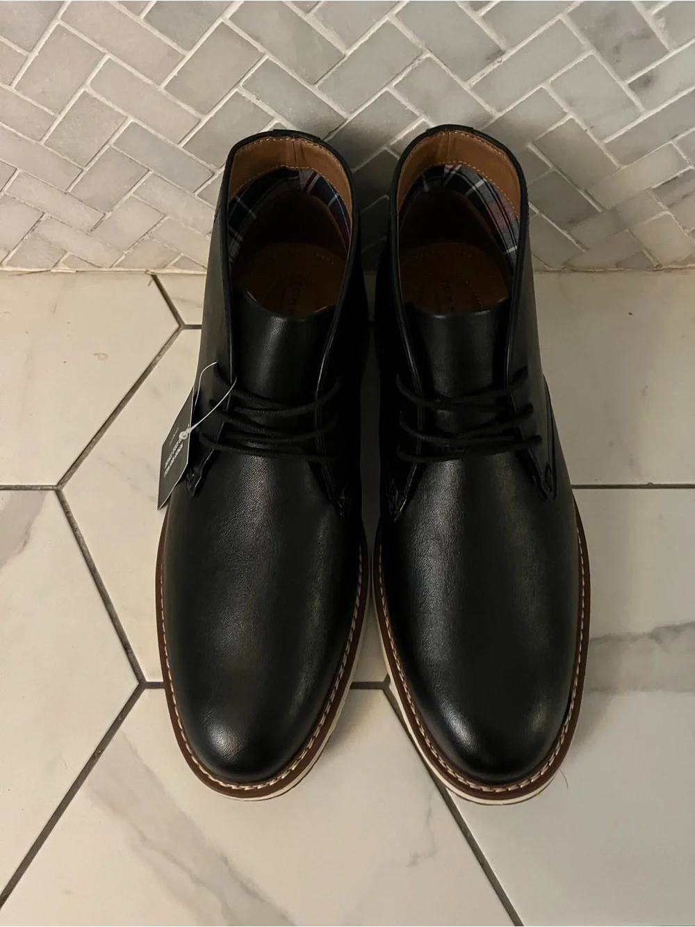 Tommy Hilfiger Black Leather Chukka Boots with Contrast Sole